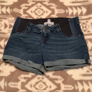 Maternity shorts